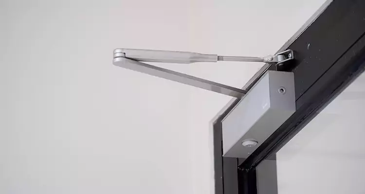 Screen Door Closer Installation in St. Cloud, FL