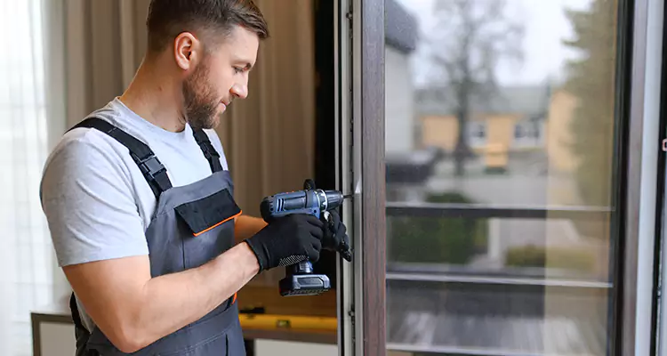 Sliding Screen Door Handle Repair in St. Cloud, FL