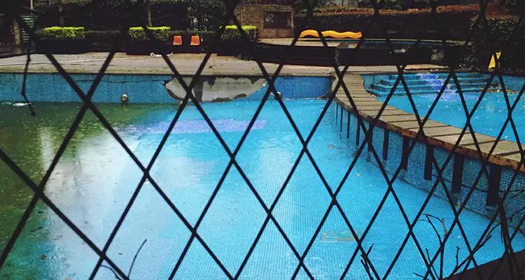 Lanai Screen Repair in St. Cloud, FL